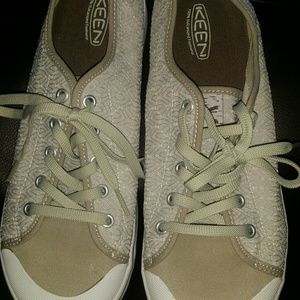 Keen women's shoes